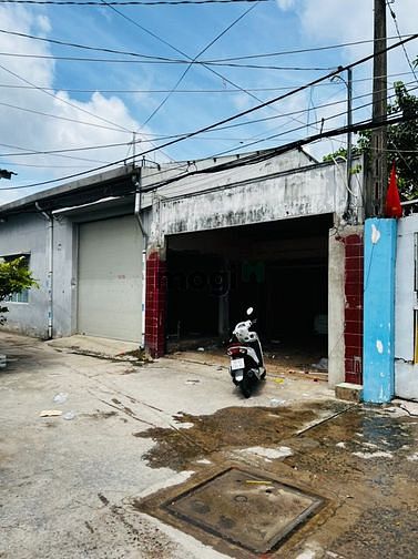 Hình ảnh Cho thuê kho Lý Chiêu Hoàng 700m2, hẻm xe tải ra vô