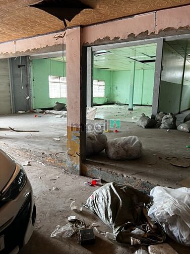 Hình ảnh Cho thuê kho Lý Chiêu Hoàng 700m2, hẻm xe tải ra vô