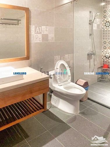 Hình ảnh Biệt thự 6 phòng ngủ gần Furama - B816