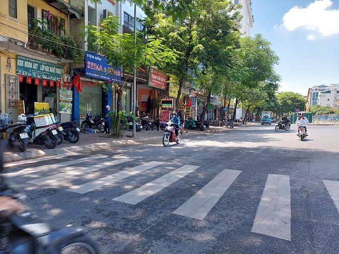 Hình ảnh Mặt phố Vũ Tông Phan-Lô Góc-Vỉa hè-Kinh doanh Sầm uất-110M,9Tầng-36 Tỷ