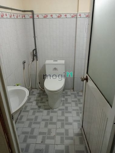 Hình ảnh Nhà Hẻm Tân Bình 40m2 Chỉ 2 Tỷ Nhỉnh