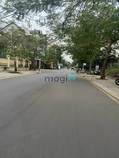 Hình ảnh Lô góc 2 Mặt Tiền Sau Trường ĐH Văn Hóa _ Đỗ Xuân Hợp