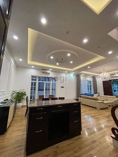 Hình ảnh Siêu phẩm huỳnh thúc kháng, đđa, 7 tầng thang máy, mt5.4m, kd hơn 20