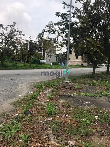 Hình ảnh Bán gấp đất 5x20, MT Đỗ Xuân Hợp, Phước Long B, Q.9, giá 2tỷ45 sổ Hồng