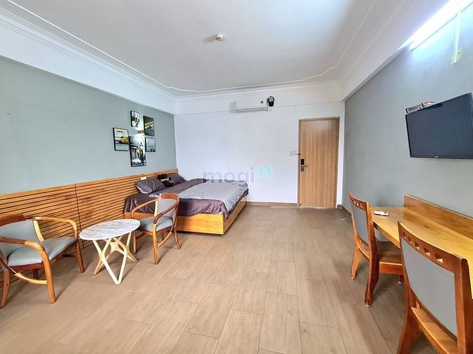 Hình ảnh Studio Q1 FullNT Có Ban Công Thoáng Mát Ngay Mặt Đường Trần Hưng Đạo
