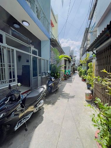 Hình ảnh Gấp Bán Nhà Ngay Chợ Bình Long Bình Tân-2 Tầng 48m2-Chỉ 2..Tỷ.