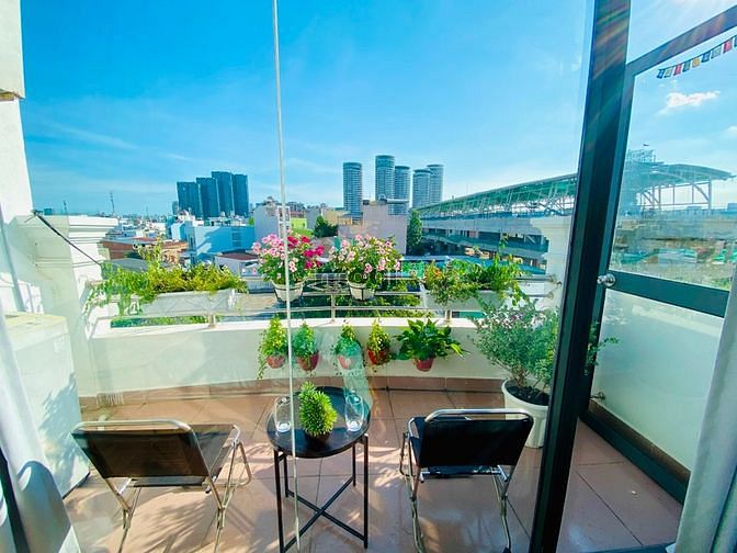 Hình ảnh Ban công siêu “Chill” sát Vinhomes Landmark