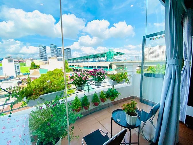 Hình ảnh Ban công siêu “Chill” sát Vinhomes Landmark