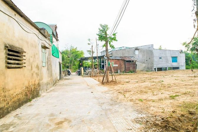 Hình ảnh Đất gần thị trấn Ái Nghĩa - đã có sỗ - Quãng Nam .