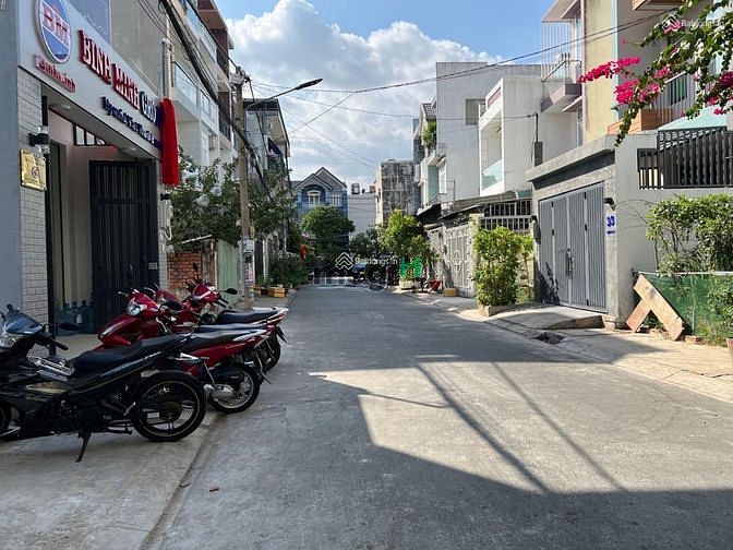 Hình ảnh Không thể bỏ lỡ lô đất đường Cây Keo, Tam Phú, Thủ Đức. Có sổ sẵn