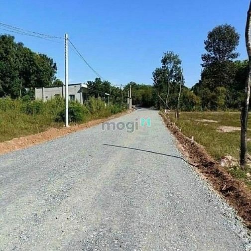 Hình ảnh Chủ cần bán gấp lô đất tân hưng tân châu tây Ninh view núi bà