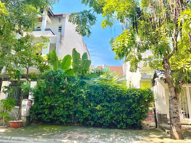 Hình ảnh Bán đất MT đường sối khu Namnn Long Trần Trọng Cung Q7