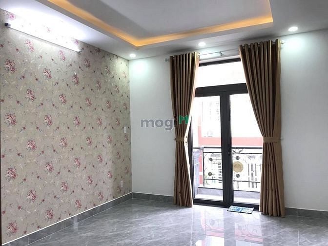 Hình ảnh Cho thuê nhà mới đẹp HXH Phạm Văn Bạch P.15 Tân Bình 3 lầu