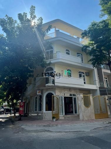 Hình ảnh Bán CHDV cao cấp ngay Chợ Bà Chiểu-Phan Đăng Lưu 8 x 20 160m2, 18Phòng