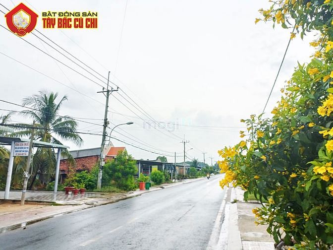 Hình ảnh Bán đất đường trung lập - 323m2 - 12x27 - 125m2 thổ cư - xã trung lập