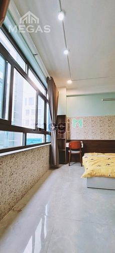 Hình ảnh Khu vực sân bay Đầu tháng trống 1 phòng cửa sổ lớn dạng 1PN