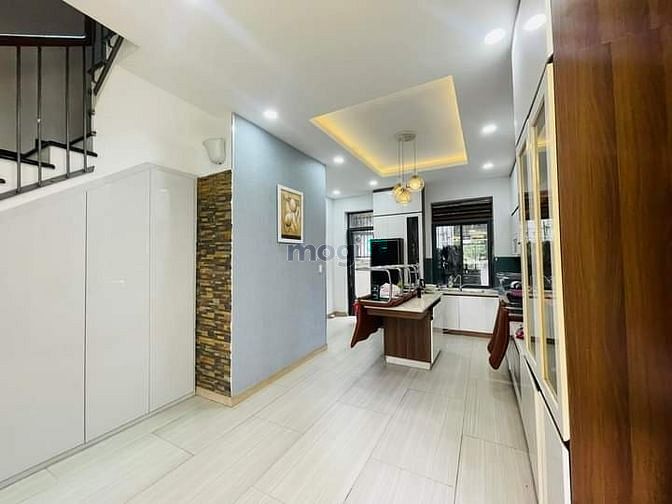 Hình ảnh Cho Thuê Nhà Phố Lakeview City Q2 Nội Thất Cao Cấp