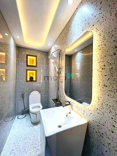 Hình ảnh Nhà Phố Mới Xây Gần Kề Aeon Mall Tân Phú