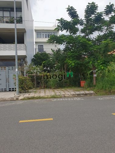 Hình ảnh Bán lỗ lô đất khu Phú Nhuận - TML - Quận 2. DT: 7x18,5. Giá: 105tr/m