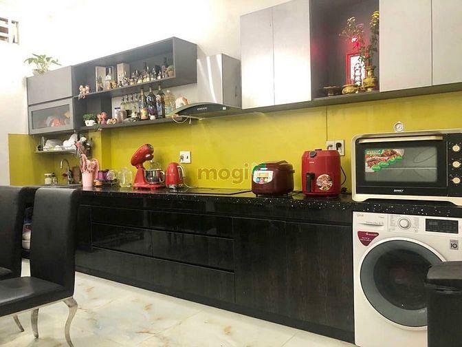 Hình ảnh Bán nhà 1 trệt 2 lầu đường 882 Phú Hữu TP Thủ Đức