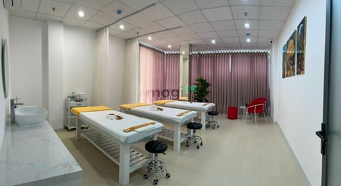 Hình ảnh Cho thuê nhà MT Nguyễn Đình Chiểu, Q3 Thương hiệu Spa
