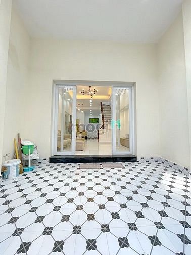 Hình ảnh Bán nhà  hẻm 54 Lê Văn Lương Q7