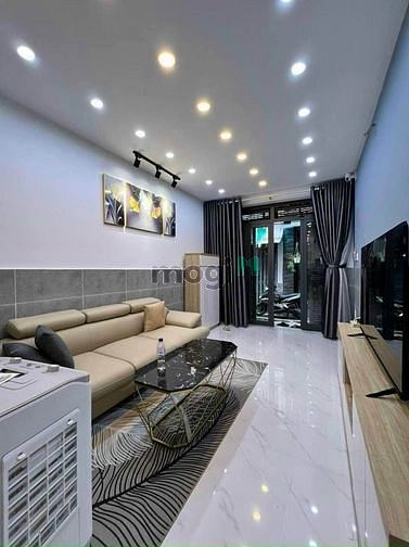 Hình ảnh Bán căn nhà hẻm 70m2 cạnh CV phần mềm Quang Trung