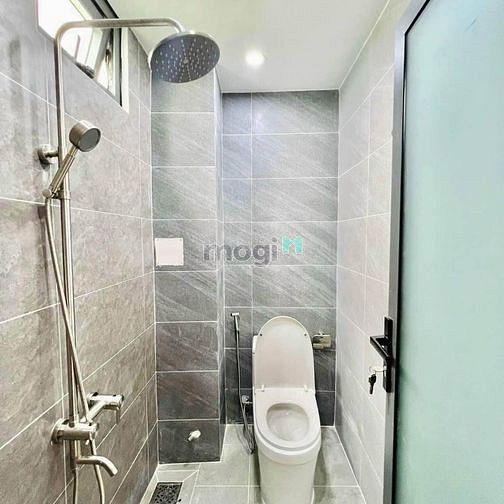 Hình ảnh Bán căn nhà hẻm 70m2 cạnh CV phần mềm Quang Trung