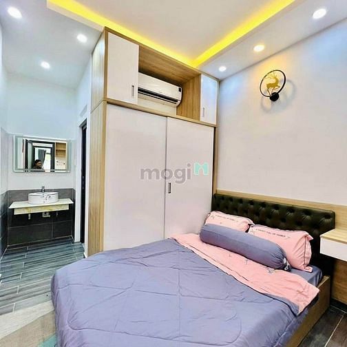 Hình ảnh Bán căn nhà hẻm 70m2 cạnh CV phần mềm Quang Trung