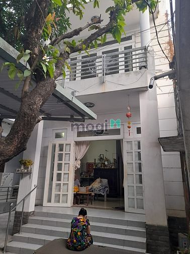 Hình ảnh Mặt tiền ngay vincom, quận 9, 340 m, kd sầm uất, chỉ 58tr/m2