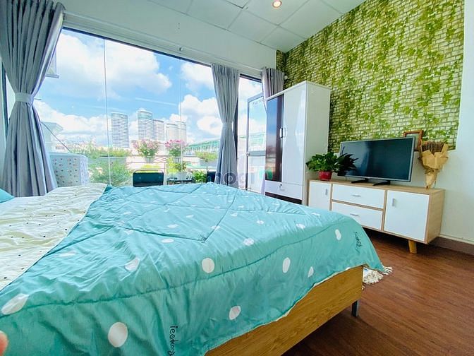 Hình ảnh Ban Công View Cực Xịn Từ Căn Hộ KV Nguyễn Hữu Cảnh