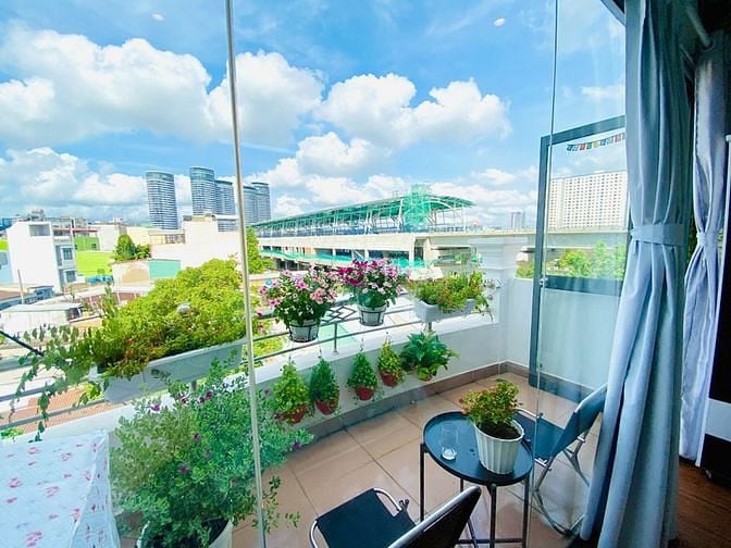 Hình ảnh Ban Công View Cực Xịn Từ Căn Hộ KV Nguyễn Hữu Cảnh