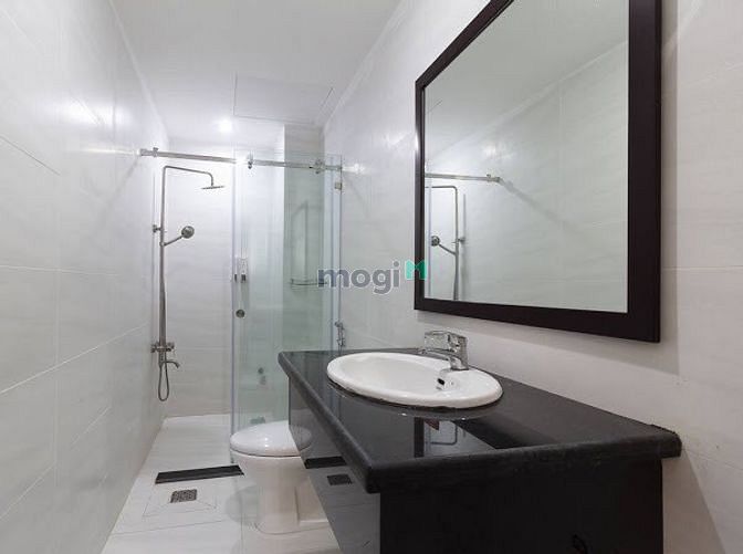 Hình ảnh Cho thuê chung cư Cộng Hòa Quận Tân Bình gần Nguyễn Thanh Tuyền