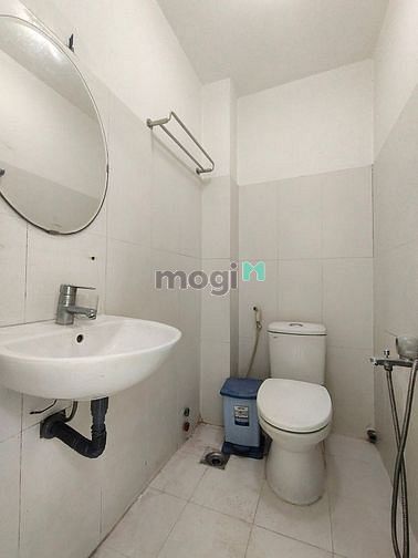 Hình ảnh Phòng trọ giá rẻ Tân Phú_Cửa Sổ, Ban Công