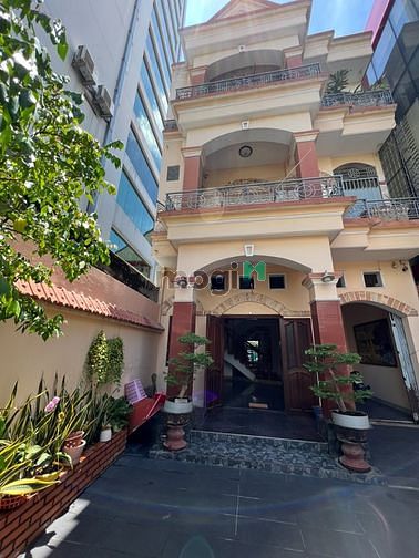 Hình ảnh Cho thuê nhà 179A Hai Bà Trưng, Quận 3.