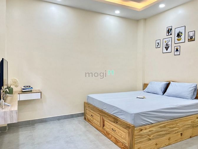Hình ảnh CHDV Full nội thất Trường Sơn Tân Bình cửa số lớn