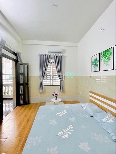 Hình ảnh Phòng Full Nội Thất  cửa sổ lớn Lạc Long Quân