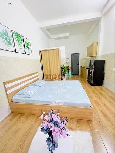 Hình ảnh Phòng Full Nội Thất  cửa sổ lớn Lạc Long Quân