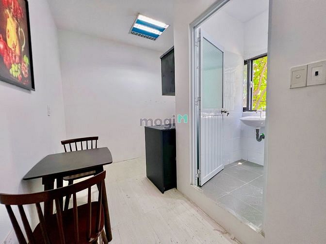 Hình ảnh CHDV Full nội thất Lý Văn Phức Quận 1 , 1PN ban công