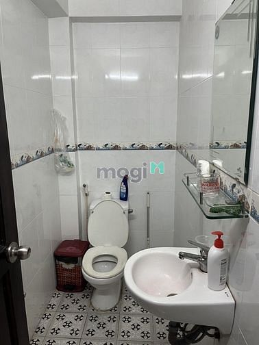 Hình ảnh Nhà Cách Mạng Tháng 8, DT khủng 52m2, Quận 10, chỉ 5tỷ.