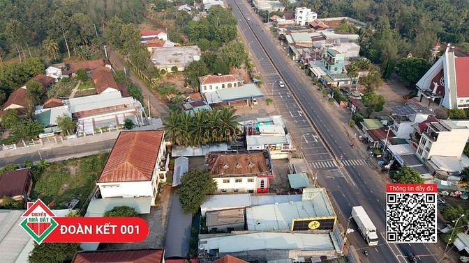 Hình ảnh Sang 588m2 đất thổ cư. Đường nhựa thông dài. Đối diện trường học.SHR