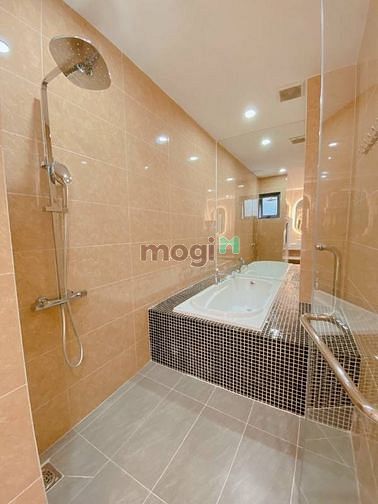 Hình ảnh Nhà 6x11 3Lầu 4PN có Nội thất 30Tr gần Lăng Cha Cả