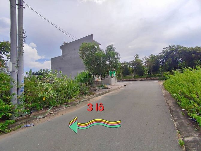Hình ảnh Cần ra gấp lô đất đẹp, chính chủ, 3 mặt tiền. sổ sẵn