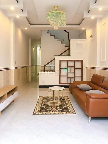 Hình ảnh Bán gấp căn nhà đường 29 giáp đường Tên Lửa lô gốc 2 mt.