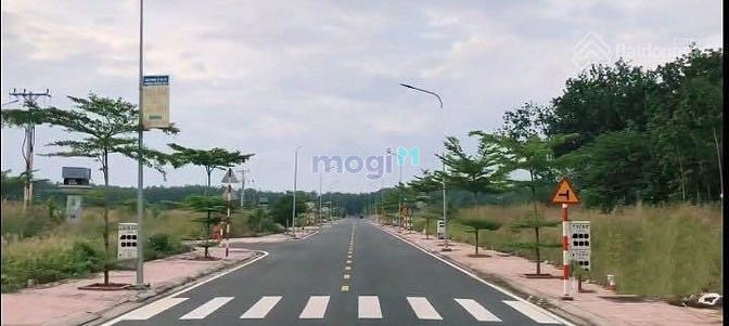 Hình ảnh Sang gấp vài lô KDC Bach Giang, Q.9, 100m2, 1tỷ980, sổ hồng riêng