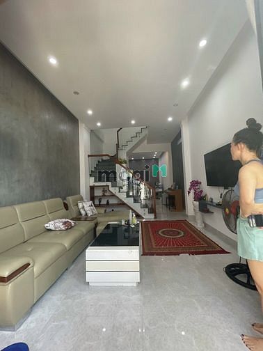Hình ảnh Nhà 3PN khu Sơn Trà mới đẹp nội thất cao cấp, đường lớn