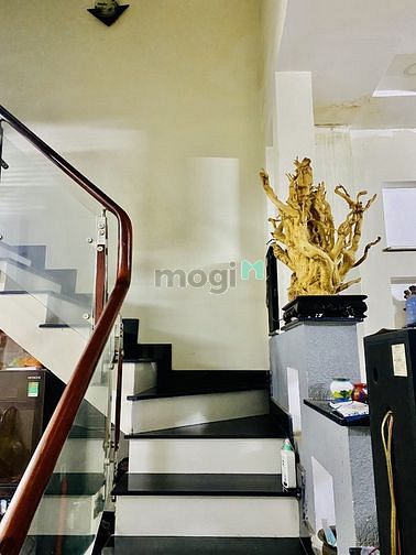 Hình ảnh Hẻm 6m 3 tầng mái đúc P11 Tân Bình sổ vuông 55m2 hơn 7tỷ