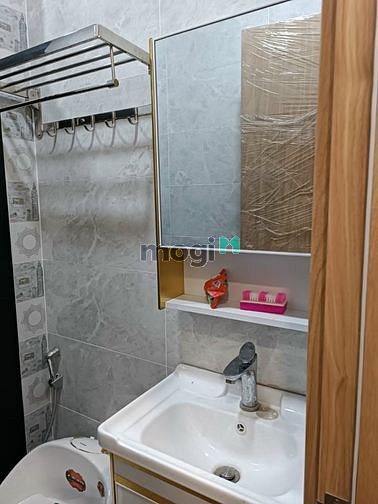 Hình ảnh cho thuê khách sạn ngay mặt tiền đường sân bay !