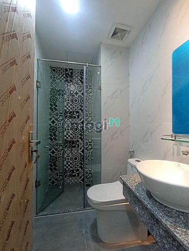 Hình ảnh C.hộ dịch vụ_Bình Thạnh_đhUEF_đhHutech_full nt_ban công_cửa sổ lớn