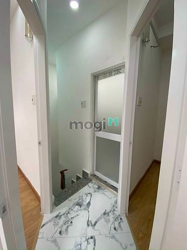 Hình ảnh Nhà bán 60m2 ngay chợ Phạm Đăng Giảng, Q.Bình Tân